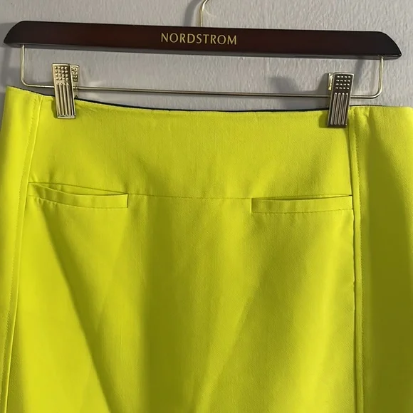 LOFT skirt - Picture 2 of 4